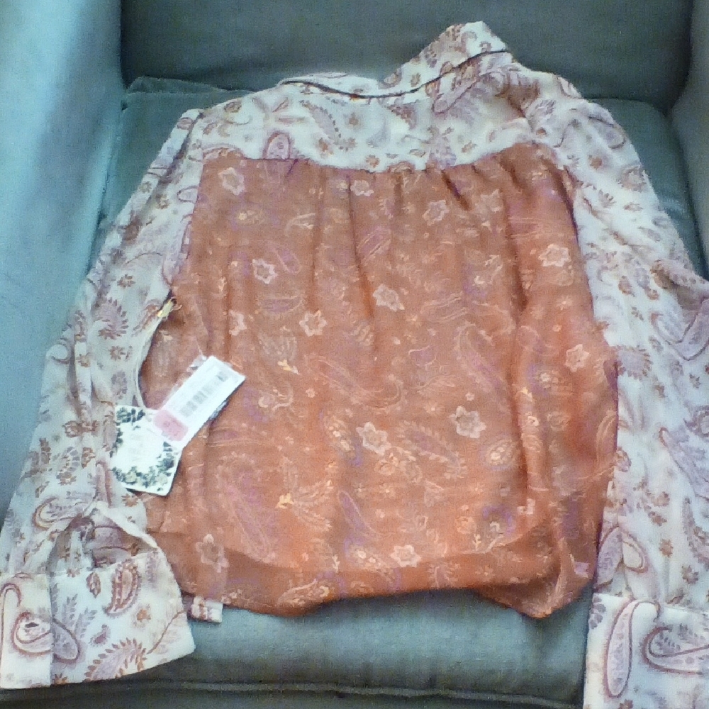 Chelsea & Violet Blouse - Picture 4 of 5